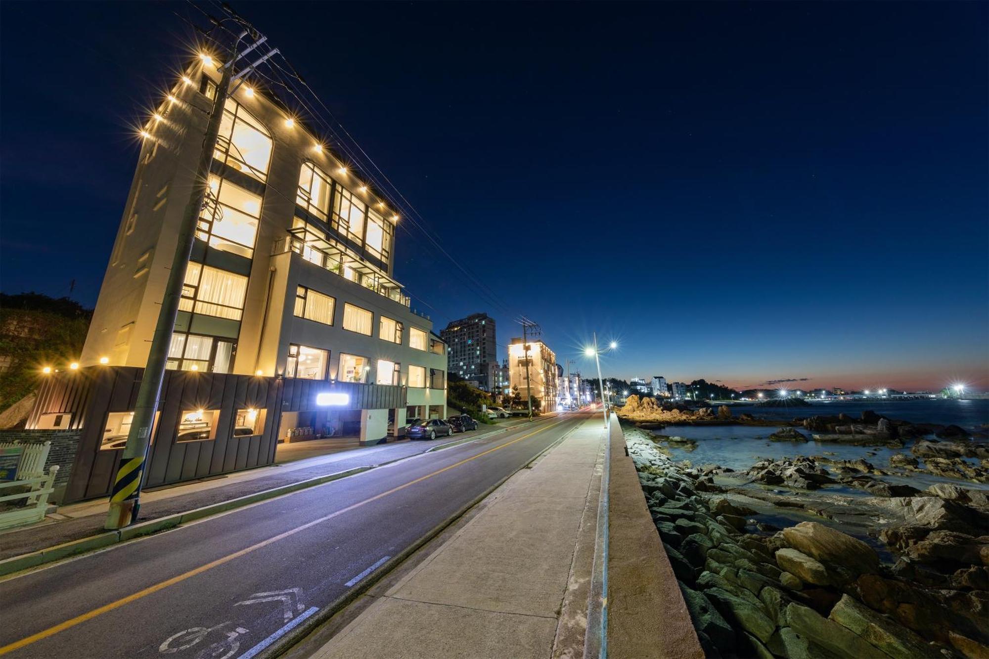 Gangneung Hue Pension Ocean View, Spa, Couple Exterior photo